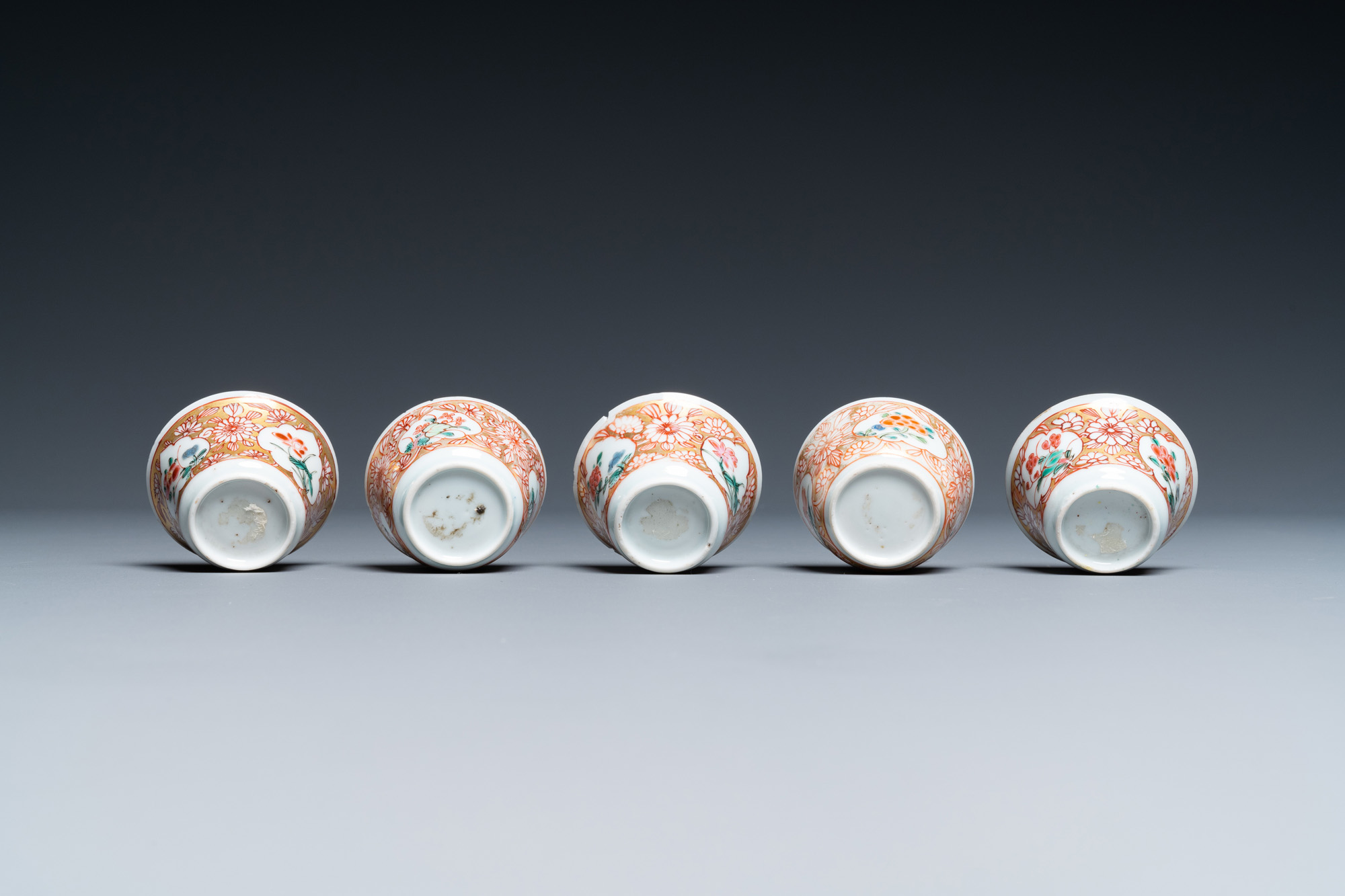 A collection of Chinese famille rose tea wares, Yongzheng/Qianlong - Image 17 of 29