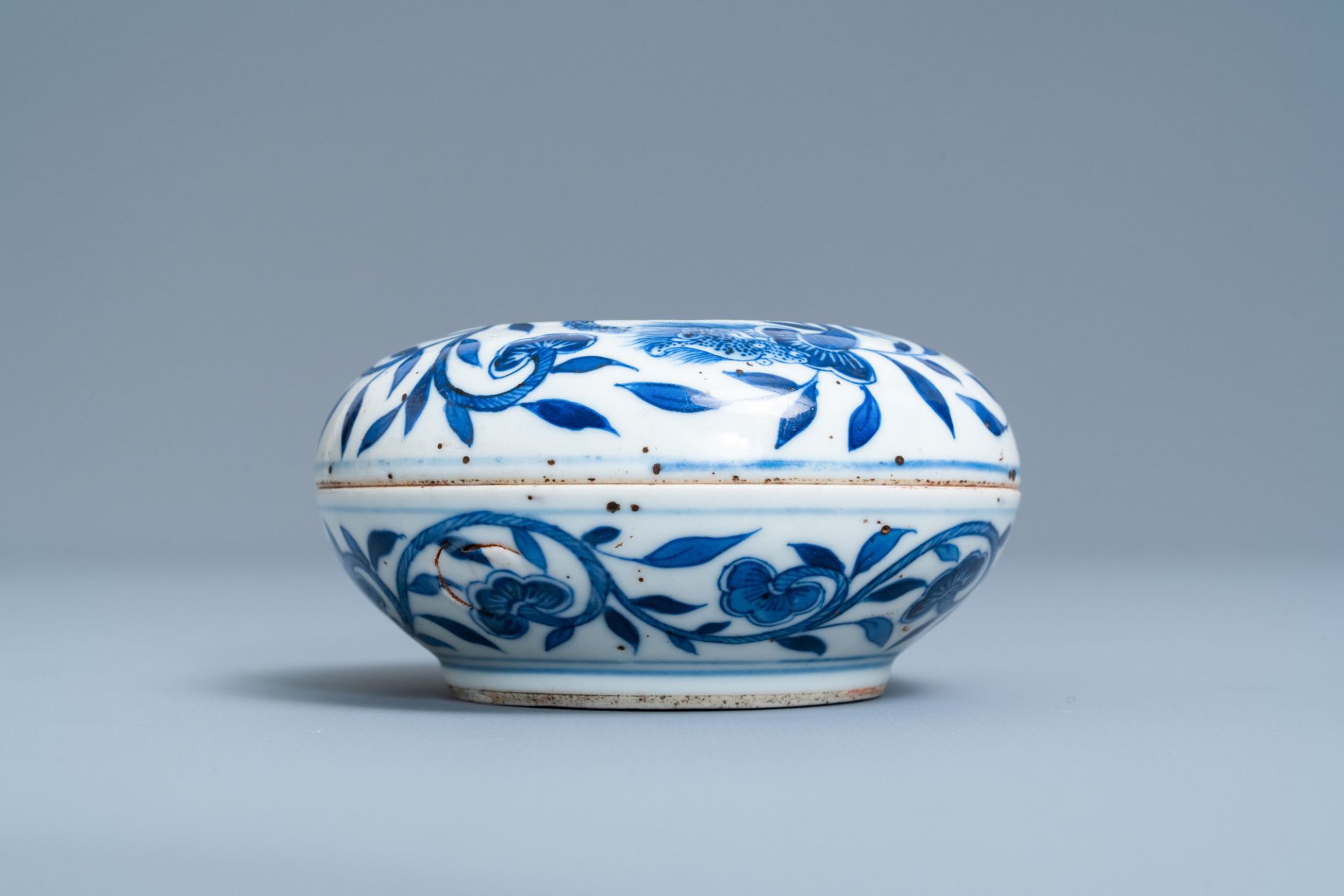 A pair of Chinese blue and white three-tier stacking boxes, a seal paste box and four saucers, 19th - Image 3 of 28