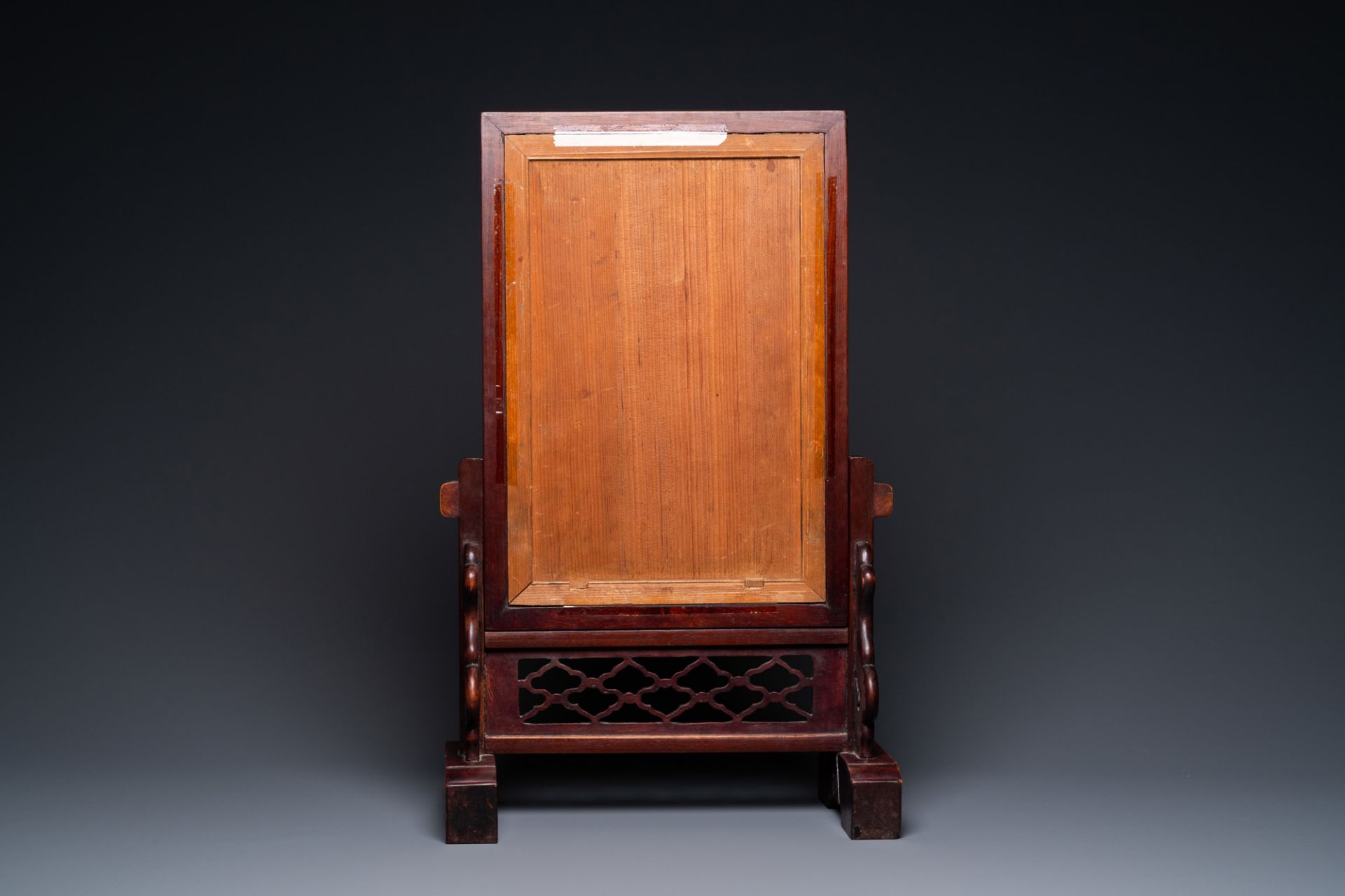 A Chinese wooden table screen with a qianjiang cai plaque, 19th C. - Image 4 of 8