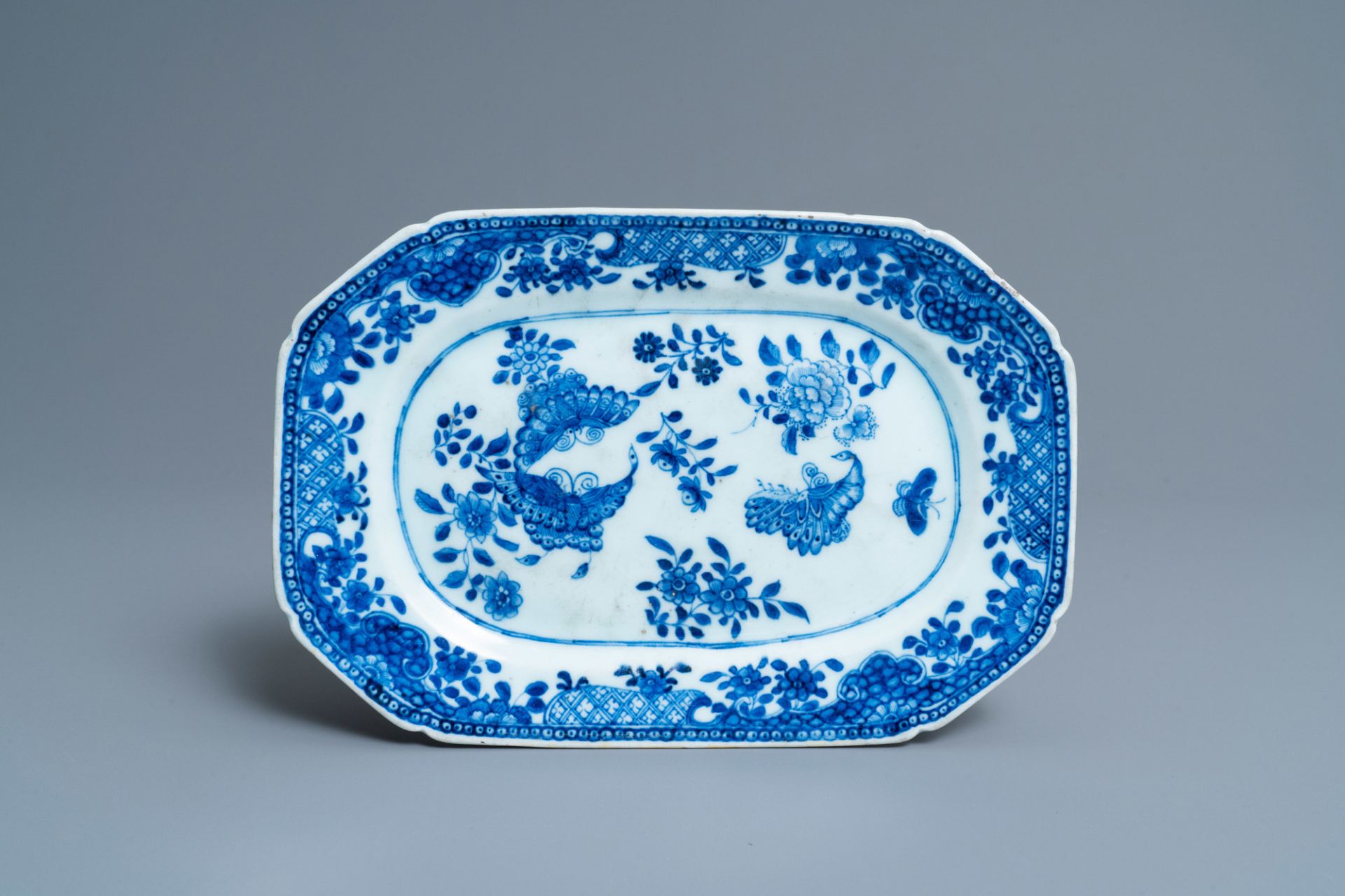 Eight Chinese blue and white dishes, a platter and three covered boxes, Yongzheng and later - Image 9 of 16