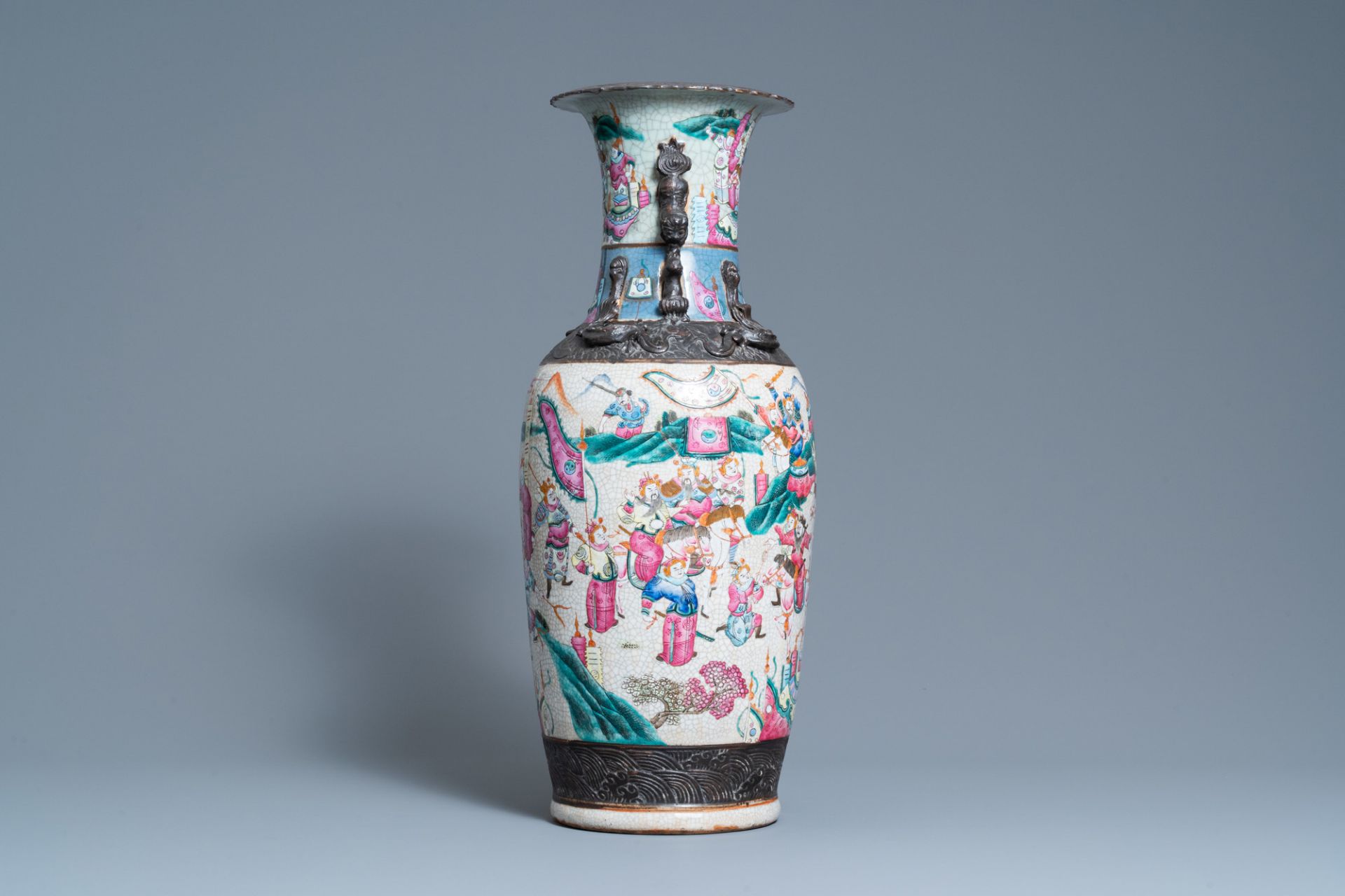 A Chinese Nanking famille rose crackle-glazed vase, 19th C. - Image 2 of 6