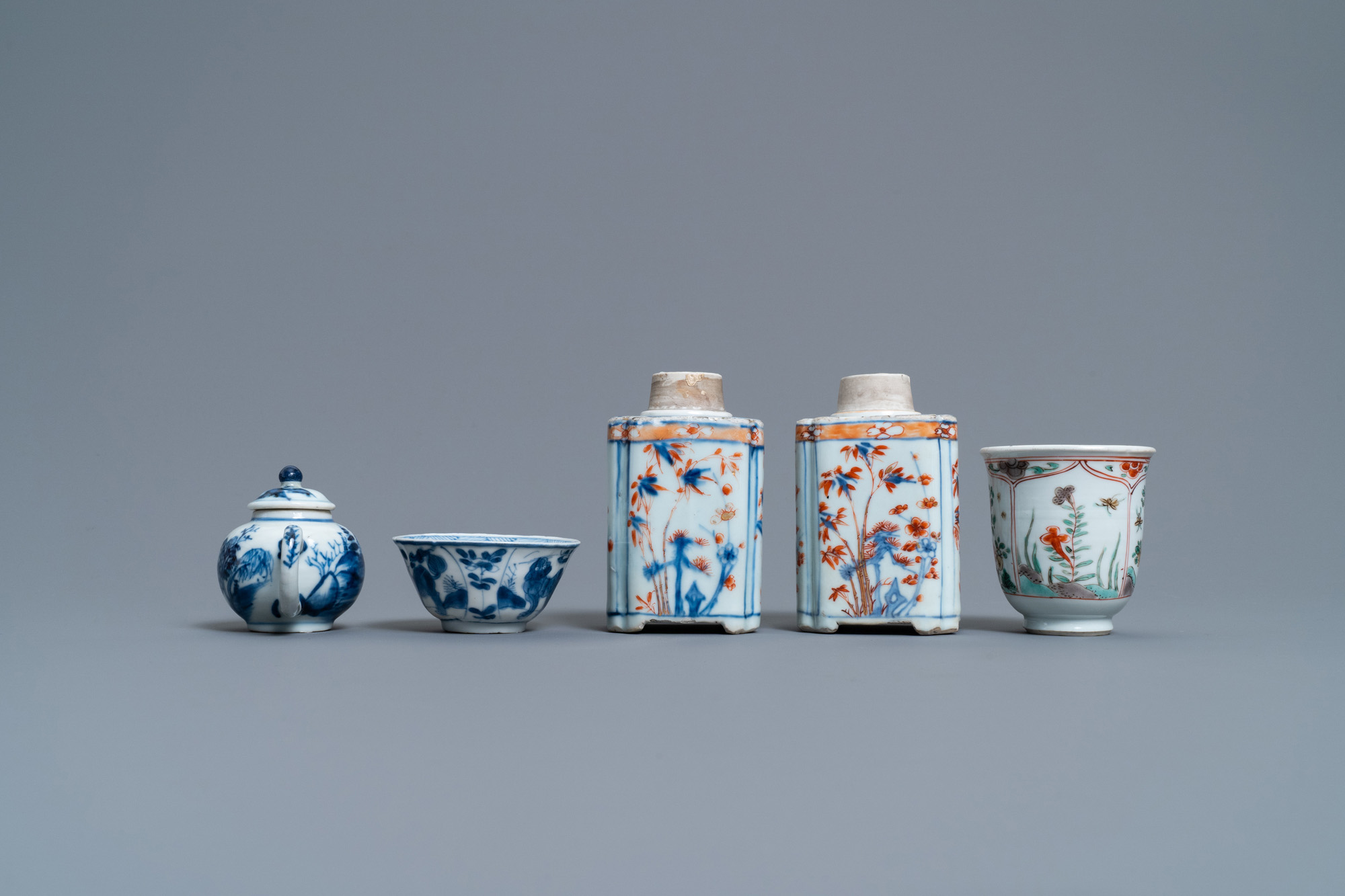 A collection of Chinese blue and white, famille rose, verte and Imari-style tea wares, Kangxi/Qianlo - Image 3 of 13