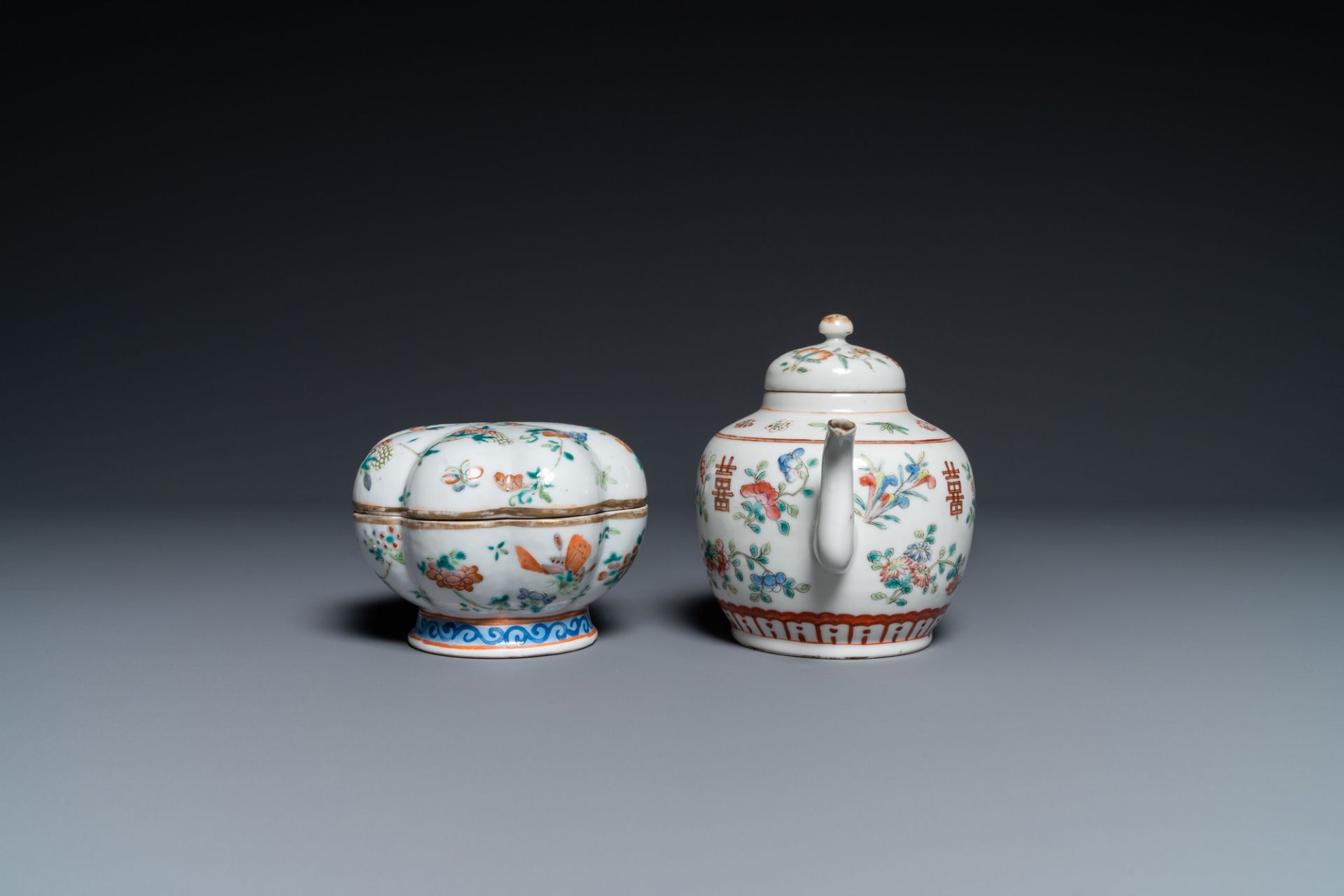 Seven Chinese famille rose saucers, a teapot and a covered box, 19th C. - Image 7 of 11
