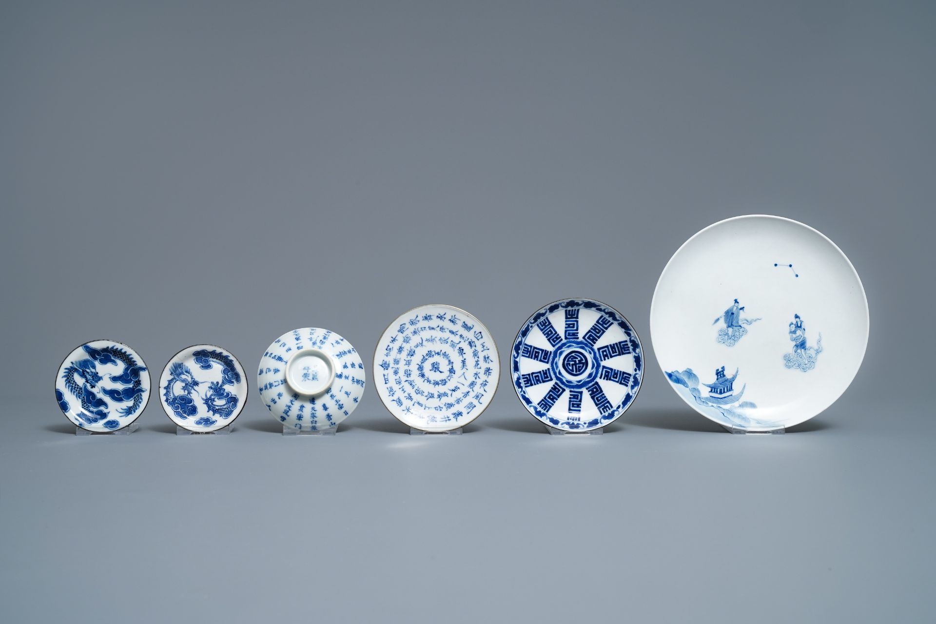 A varied collection of Chinese blue and white Vietnamese market 'Bleu de Hue' wares, 19th C. - Image 2 of 9