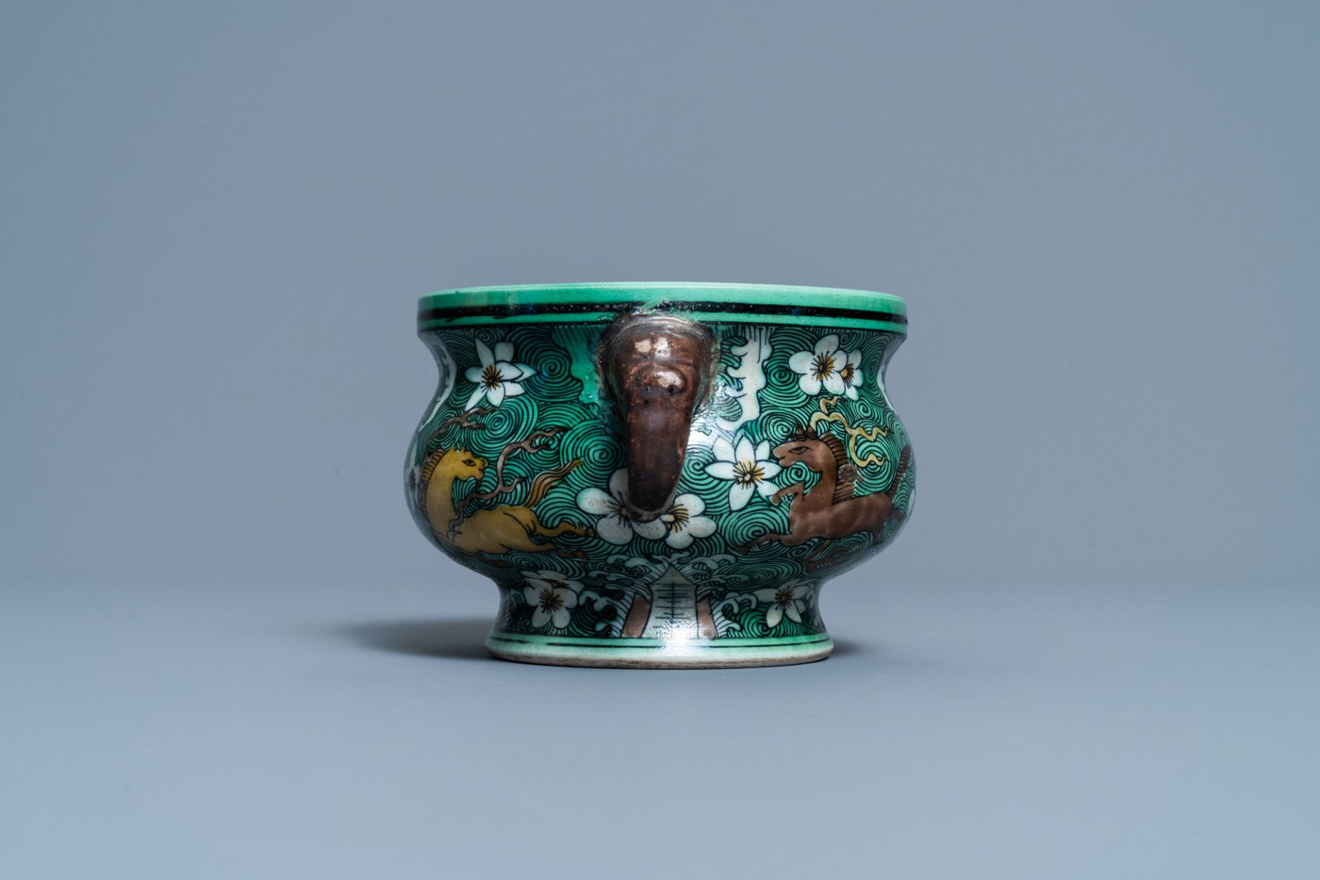 A Chinese verte biscuit 'flaming horses' censer, Jiajing mark, 18/19th C. - Image 3 of 7