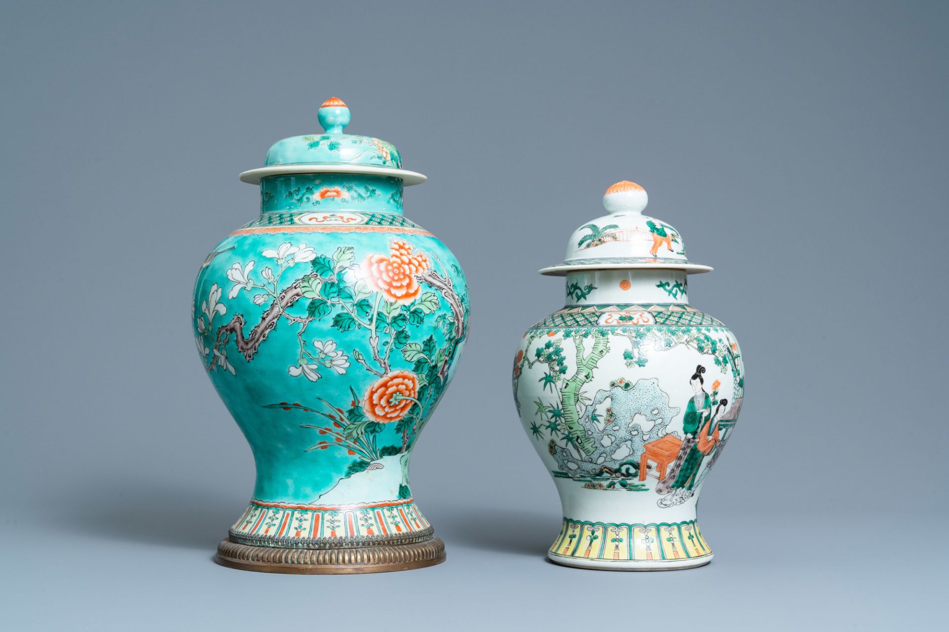 Two Chinese famille verte vases and covers, 19th C. - Image 2 of 8