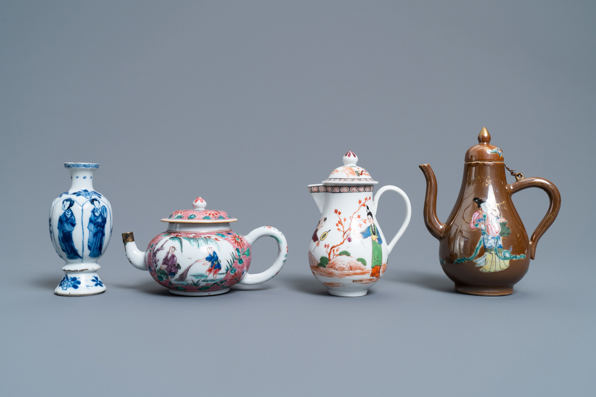 Two Chinese famille rose jugs, a teapot and a blue and white vase, Kangxi and later - Image 5 of 7