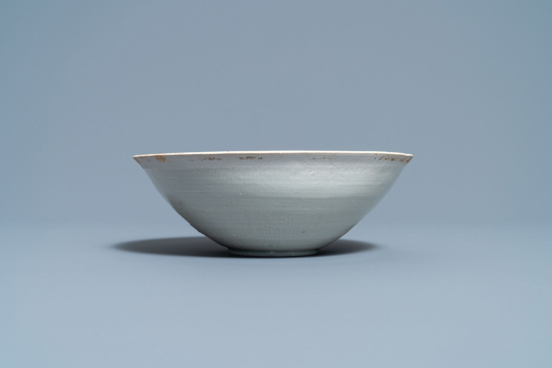 A Chinese luanbai 'fish' bowl, Song/Yuan - Image 7 of 7
