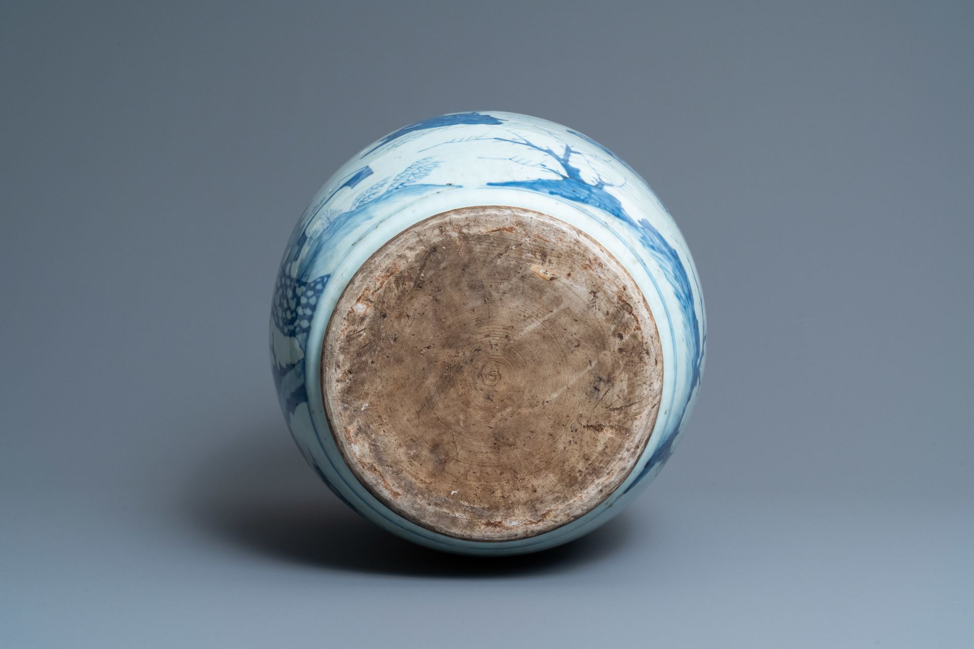 Three large Chinese blue and white vases with figures, Transitional period - Image 13 of 13