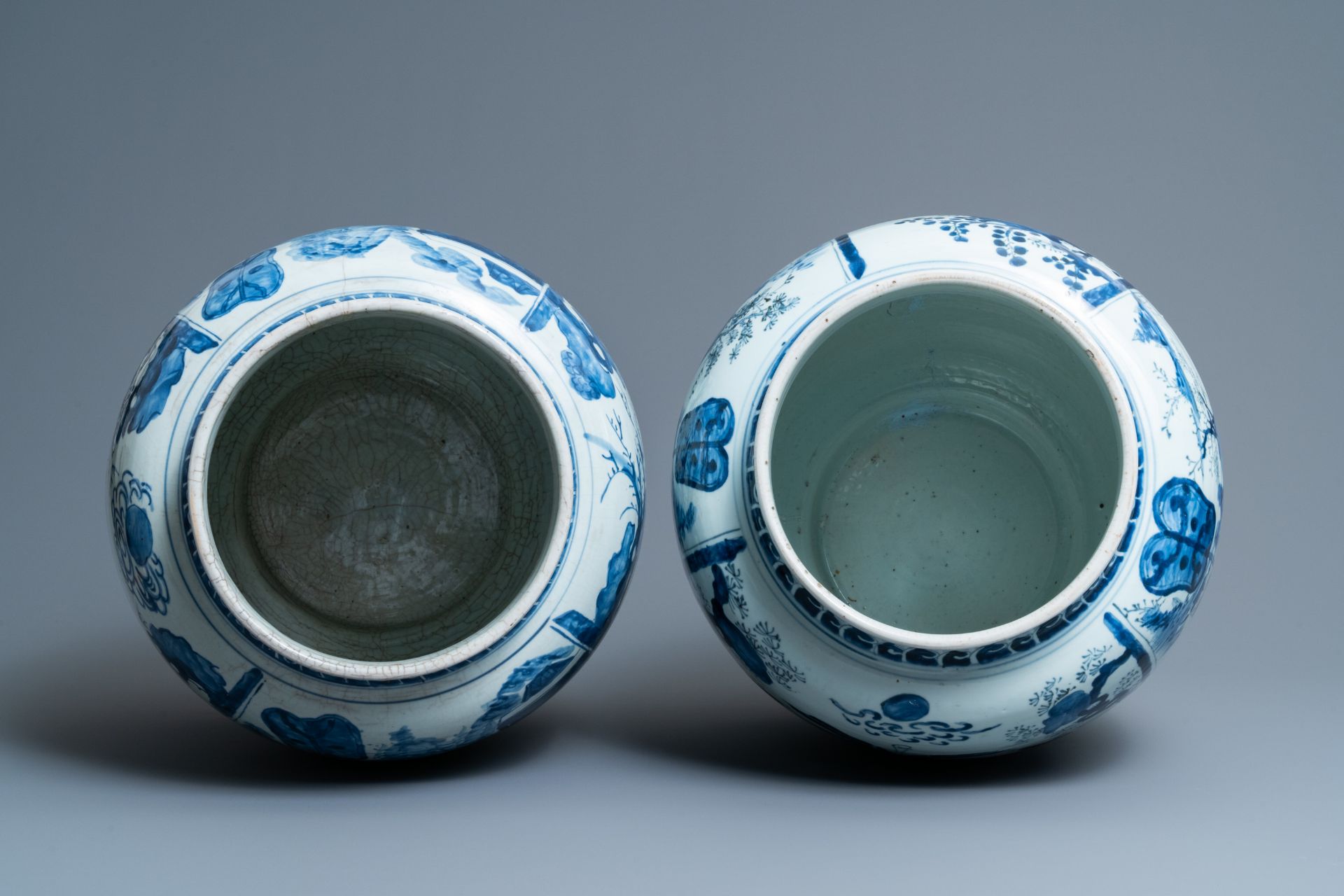 Three large Chinese blue and white vases with figures, Transitional period - Image 6 of 13