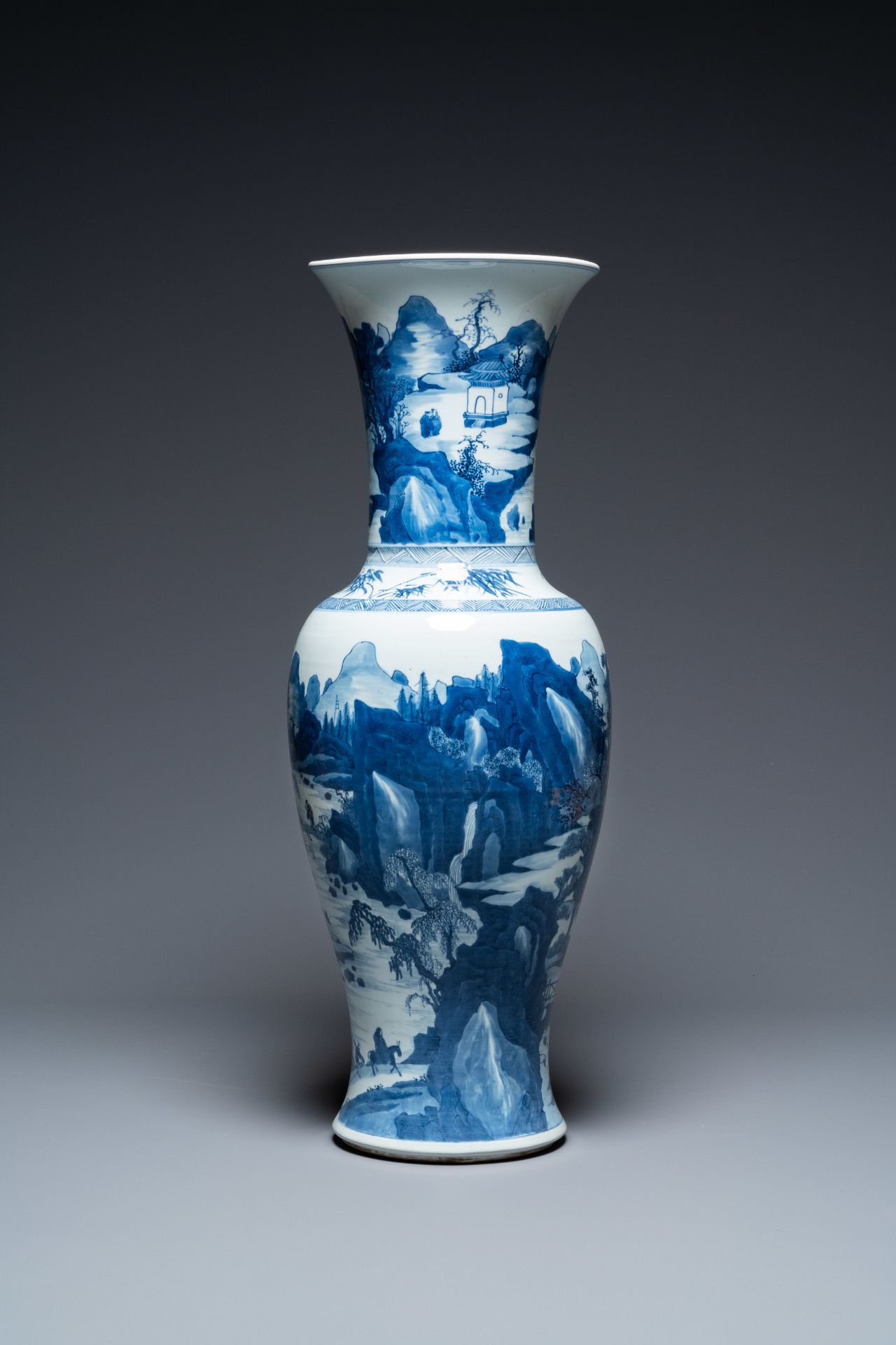 A large Chinese blue and white 'yenyen' vase with figures in a mountainous landscape, Kangxi - Image 4 of 7