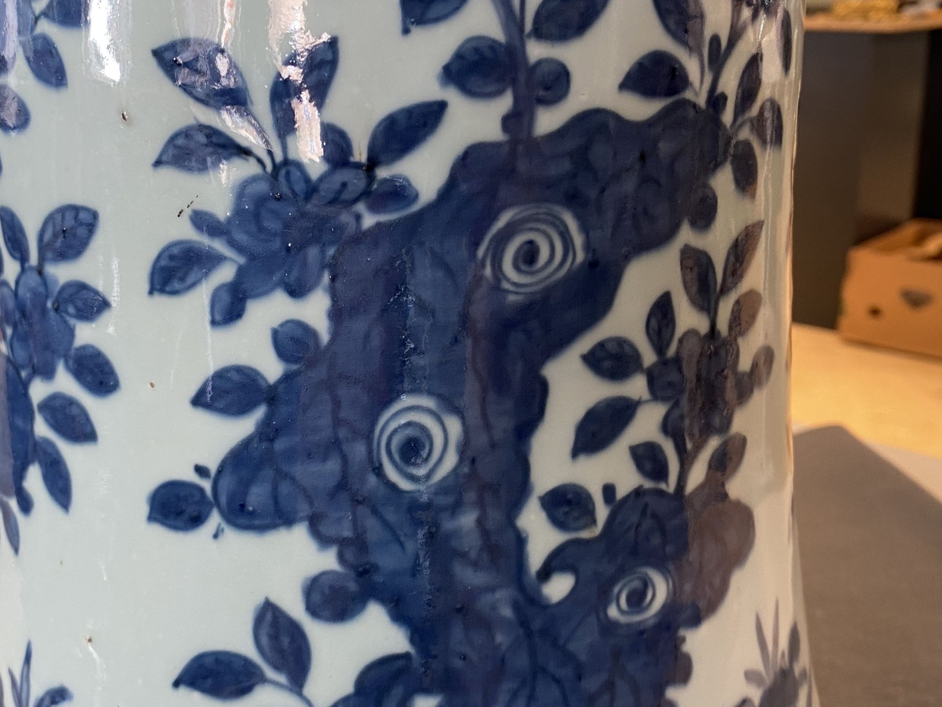 A large imperial Chinese blue and white 'zun' vase, Wanli mark and of the period - Image 31 of 48