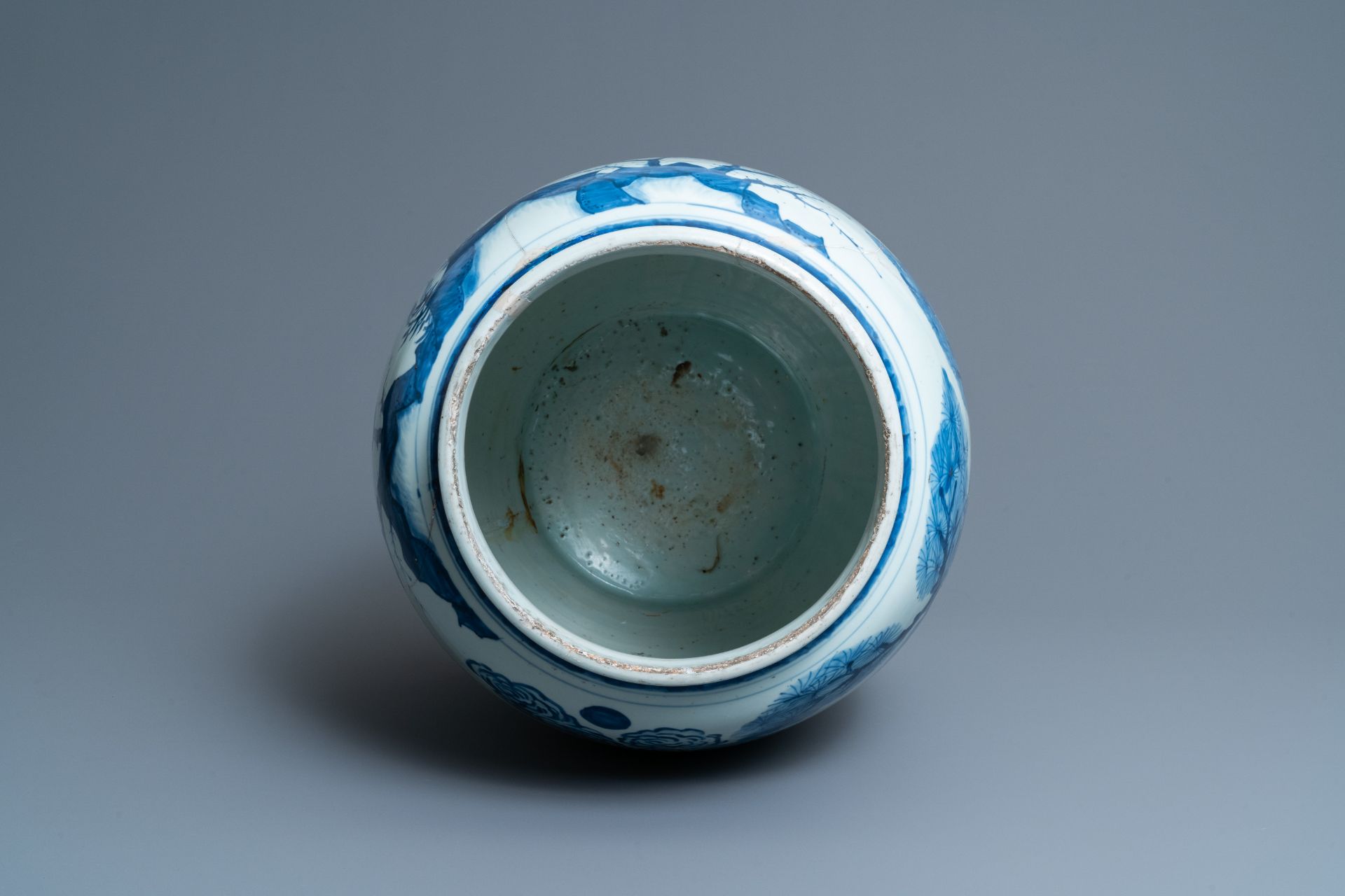 Three large Chinese blue and white vases with figures, Transitional period - Image 12 of 13