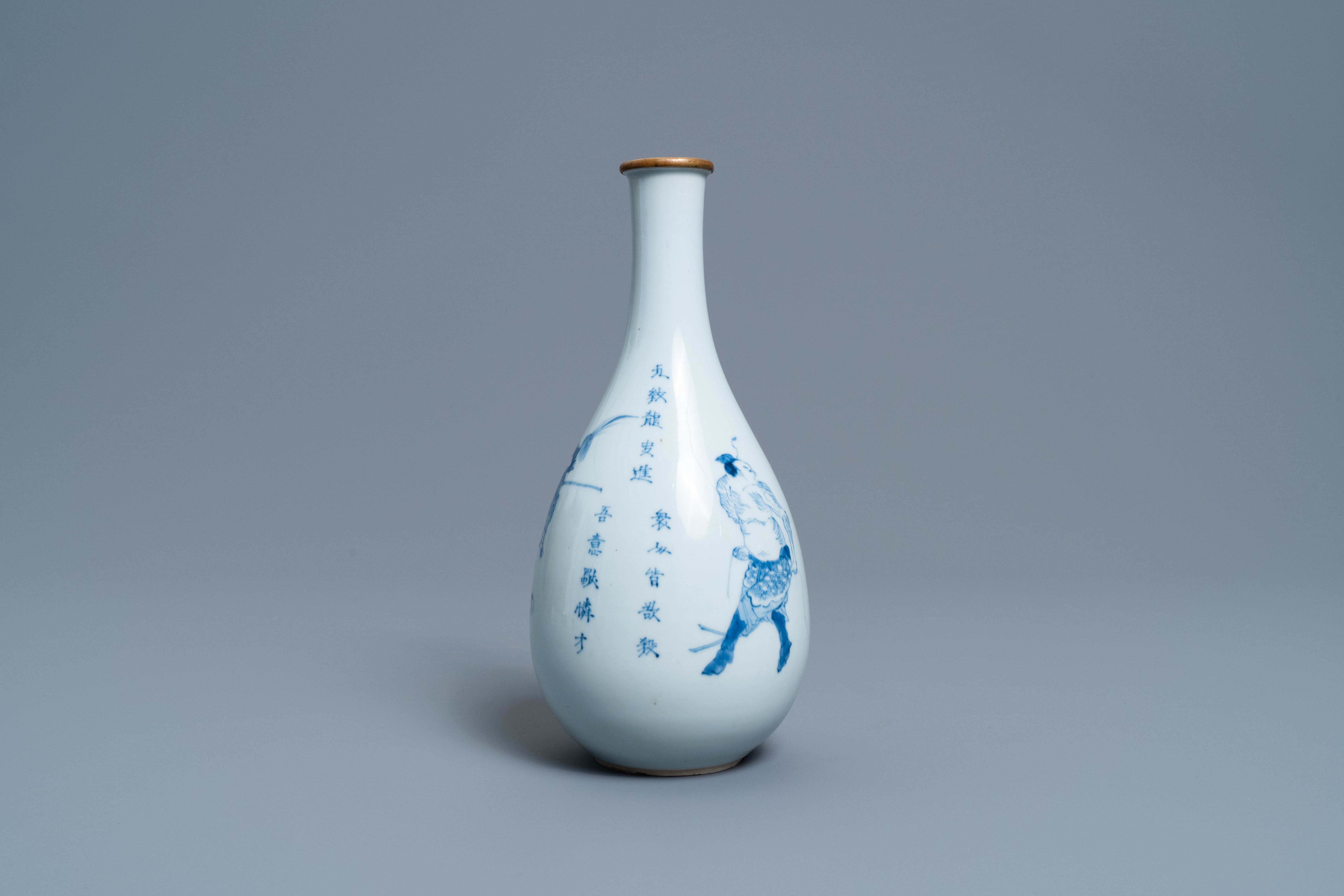 A Chinese blue and white pear-shaped 'Shuihu Zhuan' vase, Shunzhi/Kangxi - Image 4 of 8