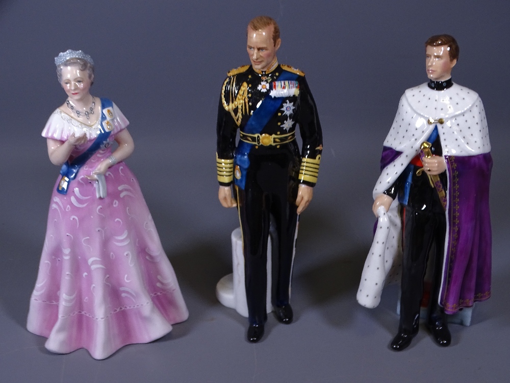 ROYAL DOULTON LIMITED EDITIONS (3) - Celebrate the 80th Birthday of Her Majesty Queen Elizabeth - Image 2 of 2