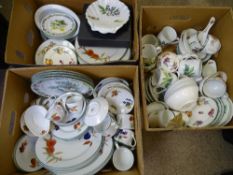 ROYAL WORCESTER HERBS & EVESHAM FRUIT & FLORAL DECORATED TABLE WARE with a quantity of similar by