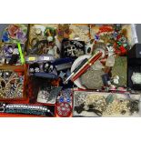 COSTUME JEWELLERY, watches, collectables ETC, a mixed quantity of vintage and later
