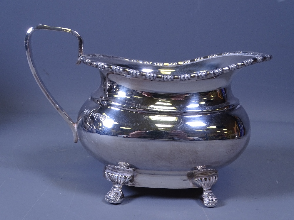 SILVER TEA & COFFEE SERVICE - four pieces all of oblong plain form with beaded style decoration - Bild 4 aus 5