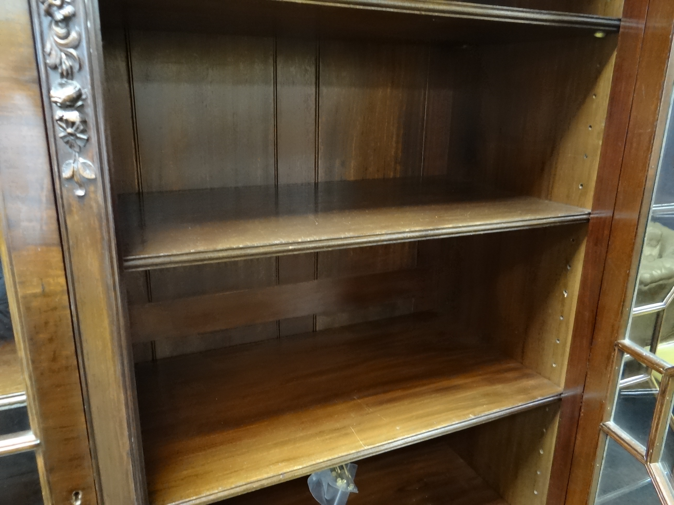 FINE WARING & GILLOW MAHOGANY BREAKFRONT BOOKCASE, foliate carved cavetto cornice above astragal - Image 31 of 31