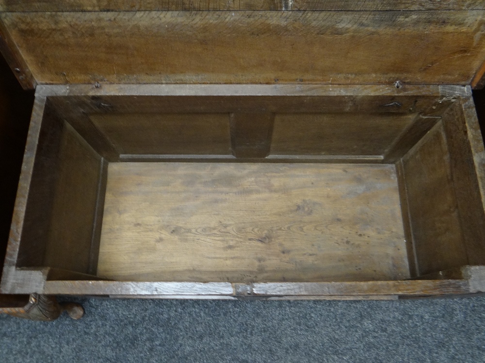 SMALL 17TH CENTURY JOINED OAK COFFER, boarded top with zigzag and dot motif to the scalloped edge, - Image 15 of 16