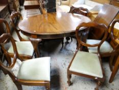 VICTORIAN MAHOGANY EXTENDING DINING TABLE oval moulded top on leaf carved legs with claw and ball