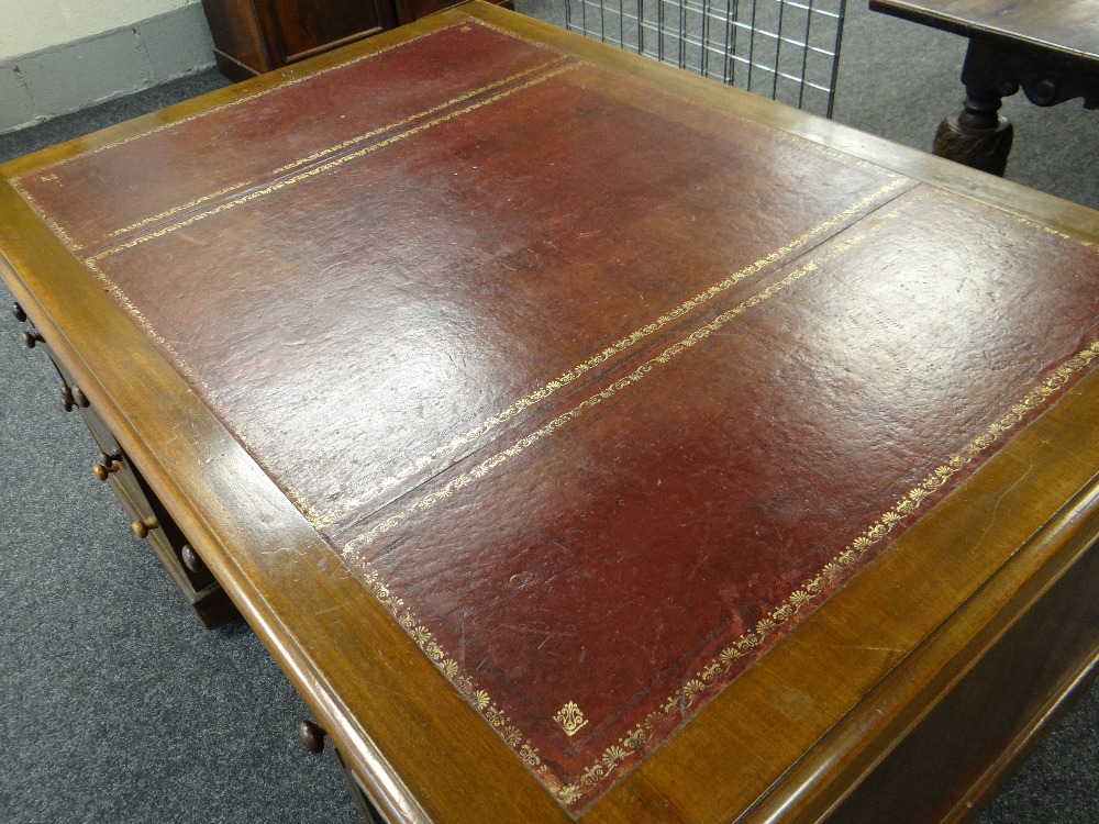 VICTORIAN-STYLE MAHOGANY PARTNERS DESK, red tooled leather inset moulded top above an arrangement of - Image 2 of 4