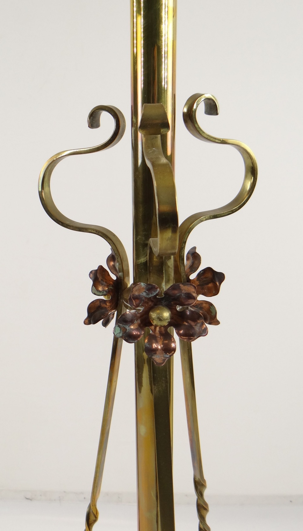 ARTS & CRAFTS BRASS AND COPPER STANDARD OIL LAMP, with foliate decorated tripod base and column, - Image 3 of 20