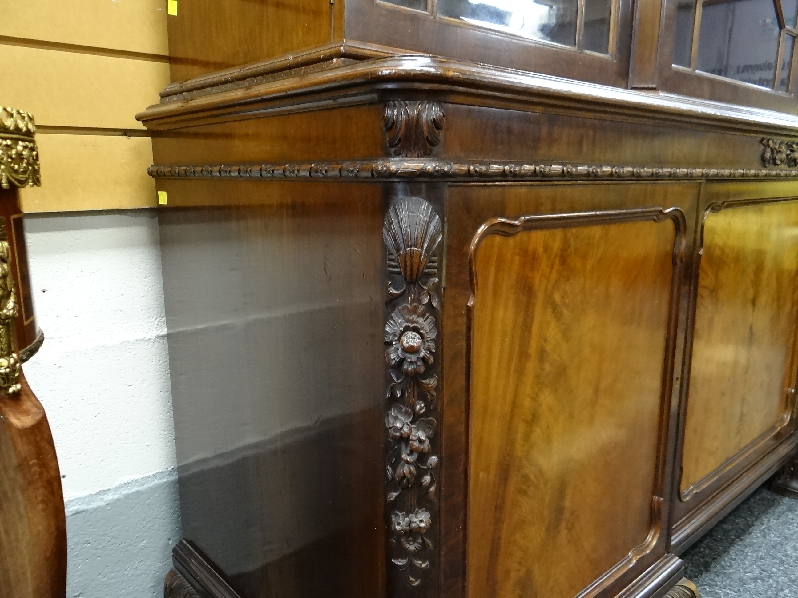 FINE WARING & GILLOW MAHOGANY BREAKFRONT BOOKCASE, foliate carved cavetto cornice above astragal - Image 17 of 31