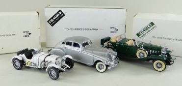 THREE DANBURY MINT 1:24 SCALE DIECAST MODEL VEHICLES comprising Mercedes Benz SKL 1931, Cadillac V-