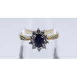 18CT GOLD SAPPHIRE & DIAMOND CLUSTER RING, 3.7gms, ring size P Condition Report: good overall, no