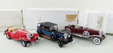 THREE FRANKLIN MINT DIECAST 1:24 SCALE MODEL CARS, including Duesenberg J Derham Tourster 1930,
