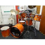 DRUM WORLD STAGE MASTER DRUM SET including snare, three small and one floor tomtom, base drum with