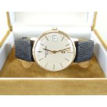 MODERN 9CT GOLD MAPPIN & WEBB GENTS WRISTWATCH, centre seconds and calender aperture, quartz