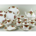 ROYAL ALBERT 'OLD COUNTRY ROSES' CHINA TEASET FOR SIX PLACE SETTINGS (24)