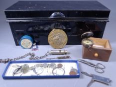 METAL STORAGE BOX & COLLECTABLE CONTENTS to include a 7.5cms D gilt metal 1981 calendar medallion