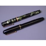 SWAN MABIE TODD - Vintage (1940s) Green Marble Swan Mabie Todd 6142 Self Filler fountain pen with