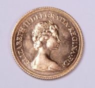 ELIZABETH II GOLD SOVEREIGN 1979, 8grms