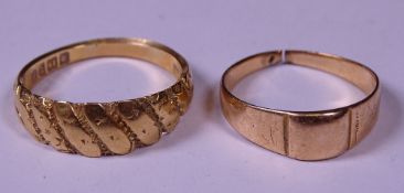 18CT GOLD VINTAGE RINGS (2) including a wide banded example, Chester hallmarked, the other having