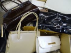 LARGE BOX OF LADY'S VINTAGE HANDBAGS