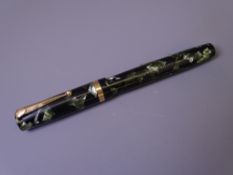 SWAN MABIE TODD - Vintage (1940s) Green Marble Swan Mabie Todd 6142 Self Filler fountain pen with