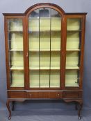 MAHOGANY INLAID DOME TOP DISPLAY CABINET, single door, central base drawer on shaped knee supports