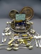 SILVER PLATE, a quantity to include cutlery, boxed Apostle spoons, silver handled knife, trays ETC