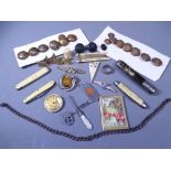 MIXED COLLECTABLES GROUP to include military buttons, vintage pocket penknives, RAF Sweetheart