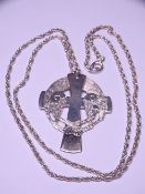 R. S. ELIOT - A SILVER CELTIC PENDANT & CHAIN, 15grms, London 1986