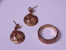 CLOGAU GOLD RING & PAIR OF EARRINGS, all marked 9ct, size P, 10.8grms gross