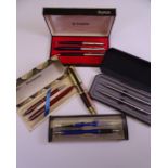 VINTAGE PENS - a small collection to include a Parker 45 Classic trio set, boxed, a Platinum pen and