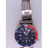 SEIKO SCUBA DIVER'S AUTOMATIC STAINLESS STEEL WRISTWATCH, 150M Water Resist with date aperture and