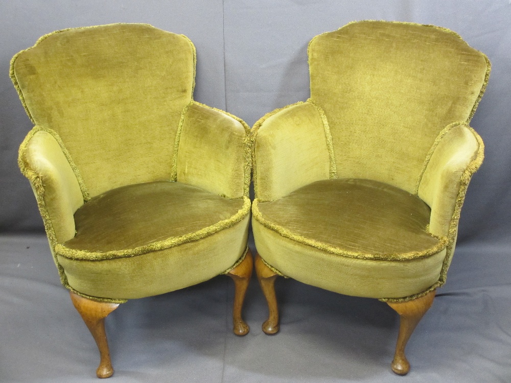 PARKER KNOLL VINTAGE BUTTON UPHOLSTERED DROP-END TWO SEATER SETTEE and a pair of similarly - Image 5 of 5
