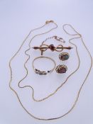 9 & 18CT GOLD JEWELLERY, four items including a garnet set Victorian bar brooch in fitted box, a