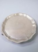 PRESENTATION CALLING CARD TRAY, Sheffield 1892, maker Henry Stratford, 15.25cms D with ribbed edge